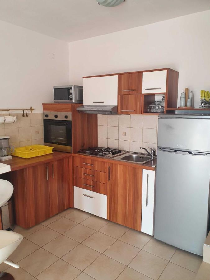 Apartment Kos Паг Екстериор снимка